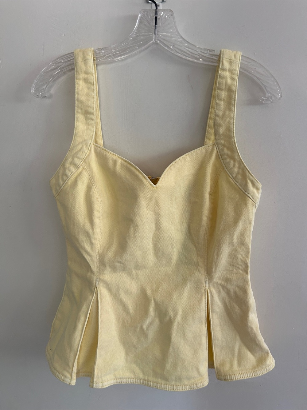 Zenia Top in Golden Haze
Steve Madden - Picture 2 of 4